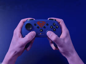 Gamepad Trust GXT 542SM Muta Superman, Bluetooth modrý

 obrázok produktu 9 z 9
