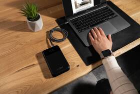 Kábel FIXED Armor USB-C/USB-C, PD, 240 W, 2 m sivý

 obrázok produktu 9 z 9