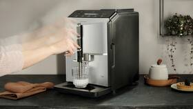 Automatický kávovar Siemens TF303E01 

 obrázok produktu 5 z 13