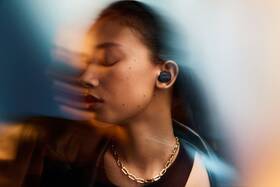 Slúchadlá Bowers & Wilkins Pi8 modrá

 obrázok produktu 13 z 13