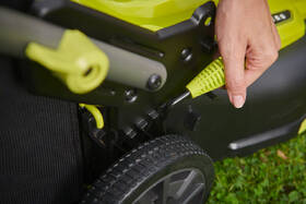 Kosačka Ryobi RY18LMX40C-150 (s baterií) 

 obrázok produktu 3 z 4