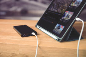 Powerbank GoGEN PB100008 10000 mAh čierny

 obrázok produktu 4 z 5