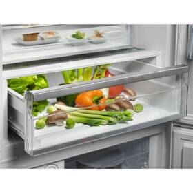 Chladnička s mrazničkou Electrolux LNT6ME46X3 nerez

 obrázok produktu 4 z 11