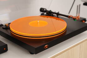 Gramofón Fosi Audio Luna 3 čierny/oranžový

 obrázok produktu 12 z 15