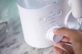 Ústna sprcha Philips HX3911/40 biela

 obrázok produktu 4 z 9