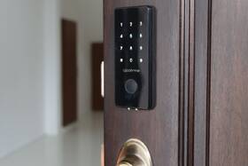 Zámok Igloohome Smart Deadbolt 2S čierny

 obrázok produktu 8 z 8
