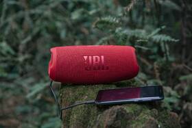 Prenosný reproduktor JBL Charge 5 červený

 obrázok produktu 10 z 10
