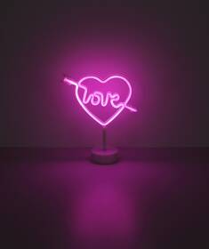 Stolná lampa GLOBO neon Armor biela

 obrázok produktu 3 z 4