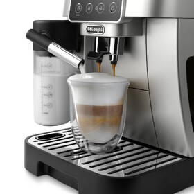 Automatický kávovar De'Longhi Magnifica Start Milk ECAM 220.80.SB 

 obrázok produktu 3 z 9