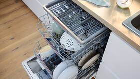 Ručný šľahač Bosch MFQ37400 sivý/biely

 obrázok produktu 9 z 20