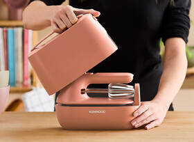 Ručný šľahač KENWOOD HMP40.000RD červený

 obrázok produktu 1 z 8