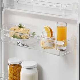 Chladnička s mrazničkou Electrolux ENS3SE18S biela

 obrázok produktu 5 z 7