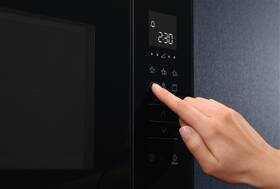 Mikrovlnná rúra Electrolux LMS4253TMK čierna

 obrázok produktu 5 z 6