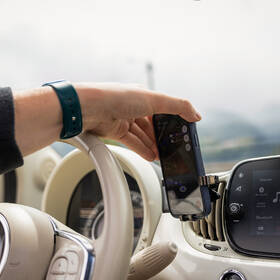 Držiak na mobil FIXED Gravity (2nd. gen) do mriežky ventilácie čierny

 obrázok produktu 6 z 14
