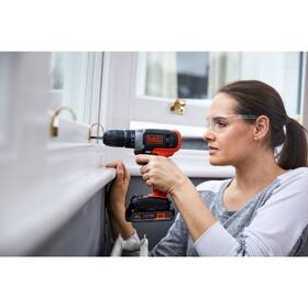 Vŕtací skrutkovač Black-Decker BCD001C1-QW (s batériou) 

 obrázok produktu 6 z 6