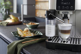 Automatický kávovar De'Longhi Magnifica Start Milk ECAM 220.80.SB 

 obrázok produktu 7 z 9