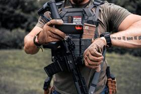 Kryt na mobil Tactical MagForce Aramid na Apple iPhone 15 čierny

 obrázok produktu 3 z 5