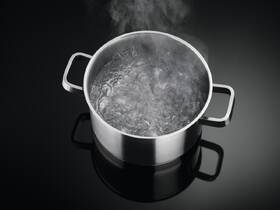 Indukčná varná doska Electrolux EIS62443 čierna

 obrázok produktu 5 z 7