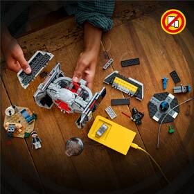 Stavebnica LEGO® Star Wars™ 75421 SMART Play™: Darth Vader a jeho stíhačka TIE 

 obrázok produktu 8 z 8
