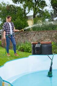 Sudové čerpadlo Bosch GardenPump 18V-2000 (s batériou) 

 obrázok produktu 1 z 3