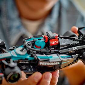 Stavebnica LEGO® Speed Champions 77244 Závodní auto Mercedes-AMG F1® W15 

 obrázok produktu 3 z 8
