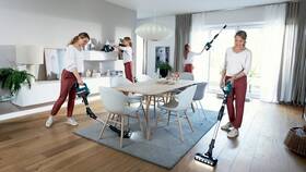 Tyčový vysávač Bosch BSS71125AH modrý

 obrázok produktu 15 z 17