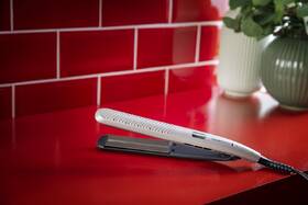 Žehlička na vlasy Remington S7970 Wet 2 Straight Pro Straightener hnedá

 obrázok produktu 12 z 24