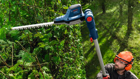 Nožnice na živý plot Bosch Professional GHE 18V-50 TP (bez baterie) 

 obrázok produktu 2 z 10