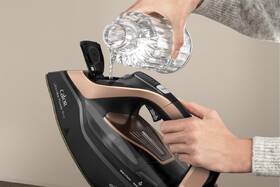 Žehlička Tefal Ultimate Power Pro FV9E50E0 

 obrázok produktu 4 z 9