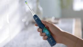 Zubná kefka Philips HX3689/42 modrý

 obrázok produktu 9 z 9
