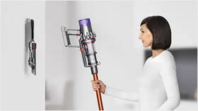 Tyčový vysávač Dyson V10 Submarine bronzový

 obrázok produktu 14 z 22