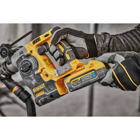 Kladivo Dewalt DCH273H2T (s batériou) 

 obrázok produktu 4 z 5