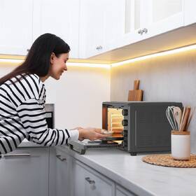 Mini rúra Black+Decker BXOV6000E čierna

 obrázok produktu 8 z 9