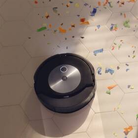 Robotický vysávač iRobot Roomba Combo j7+ čierny

 obrázok produktu 13 z 28