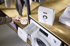 Prací prostriedok Miele UltraWhite 2,7 kg 

 obrázok produktu 3 z 5