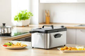 Fritéza Sencor SFR 7200SS 

 obrázok produktu 18 z 20