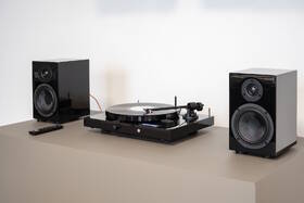 Gramofón Pro-Ject JukeBox E1 HiFi Set čierny

 obrázok produktu 5 z 7