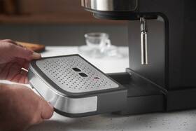 Pákový kávovar RUSSELL HOBBS Heaton 28700-56 čierny/nerez

 obrázok produktu 25 z 32