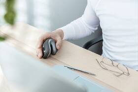 Myš Trust vertikálna Verro Ergonomic čierna

 obrázok produktu 14 z 15
