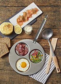 Panvica na lievance de Buyer 5612.01 BRUNCHTIME, 27 cm ocel

 obrázok produktu 2 z 4
