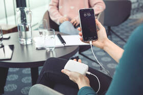 Powerbank GoGEN PB100009 10000 mAh biely

 obrázok produktu 4 z 5