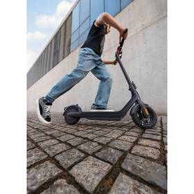 Elektrická kolobežka Segway E2 Pro E čierna

 obrázok produktu 20 z 35