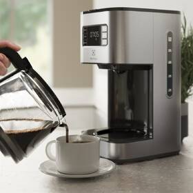 Kávovar Electrolux E5CM1-6ST 

 obrázok produktu 7 z 9