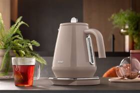 Rýchlovarná kanvica De'Longhi Eclettica SpecialTea KBY2011.BG béžová

 obrázok produktu 8 z 10