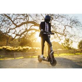 Elektrická kolobežka Segway SuperScooter GT2 

 obrázok produktu 19 z 23