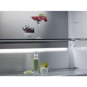 Americká chladnička AEG RMB952E6VU nerez

 obrázok produktu 3 z 9