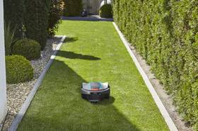 Robotická kosačka Gardena Sileno city 400 (s batériou) 

 obrázok produktu 4 z 6