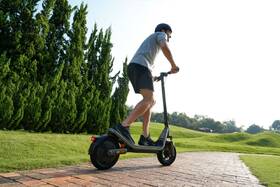 Elektrická kolobežka Xiaomi Scooter 6 čierna/sivá

 obrázok produktu 11 z 13