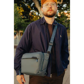 Brašna Peak Design Everyday Sling 6L (v2) modrá

 obrázok produktu 5 z 6