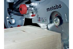 Píla úkosová Metabo KGS 315 Plus 103150000 

 obrázok produktu 2 z 4